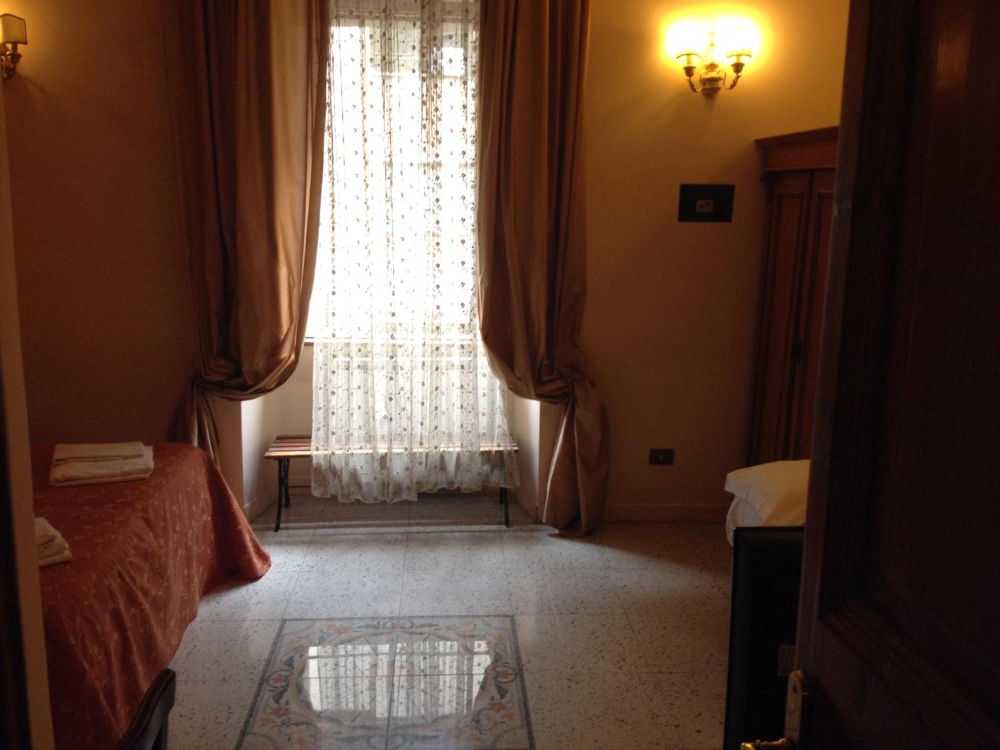 Maison De Marta Rom Zimmer foto