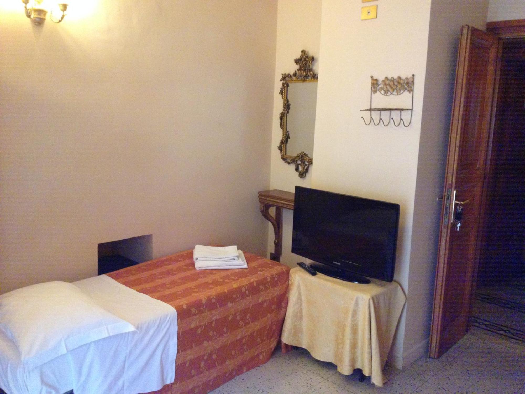 Maison De Marta Rom Zimmer foto