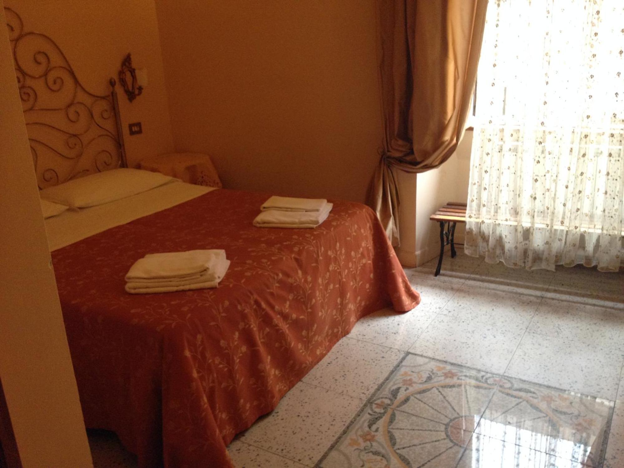 Maison De Marta Rom Zimmer foto
